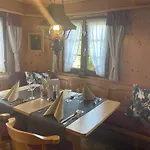 Hirschen 3*