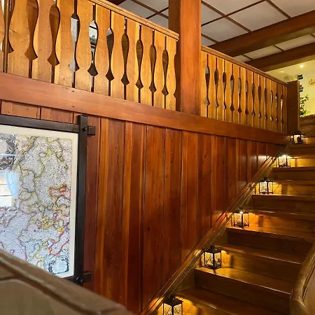 Hirschen Hotel 3*